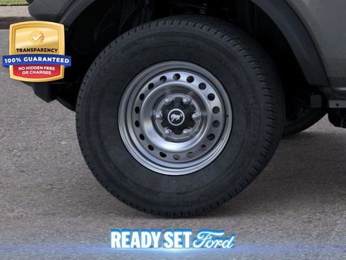 New 2025 Ford Bronco 4-Door image 21