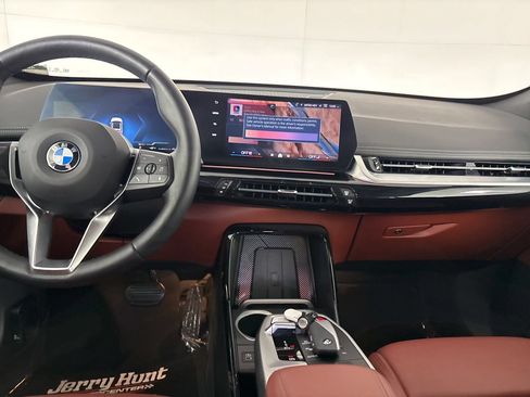Used 2026 BMW X1 xDrive28i AWD/4WD image 24