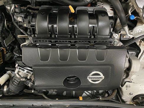 Used 2013 Nissan Sentra SR w/ Premium Pkg image 17