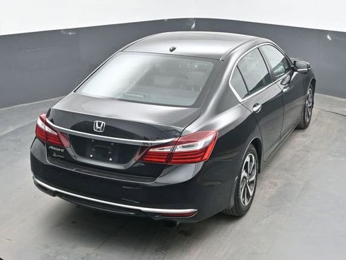 Used 2017 Honda Accord EX-L image 38