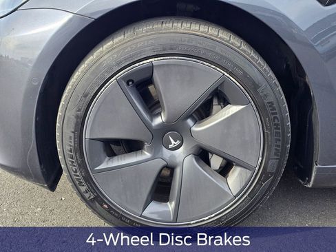 Used 2021 Tesla Model 3 Standard Range Plus RWD image 9
