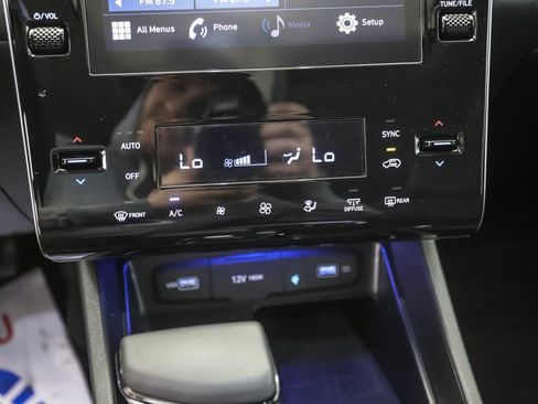 Used 2023 Hyundai Tucson SEL w/ Convenience Package AWD/4WD image 16