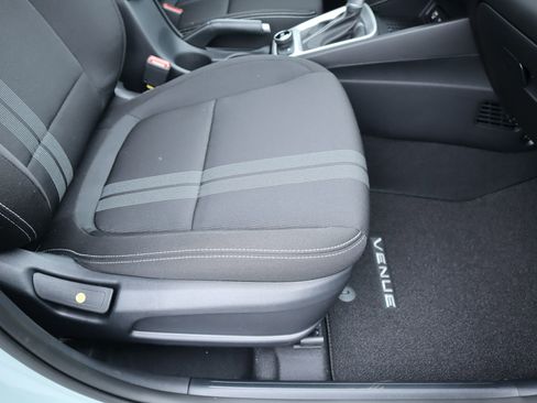 New 2026 Hyundai Venue SEL FWD image 13