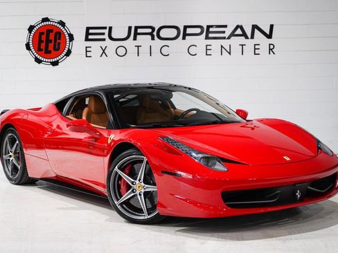 Used 2012 Ferrari 458 Italia image 1