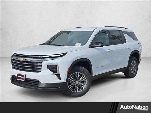 New 2026 Chevrolet Traverse LT w/ Driver Confidence Package image 1