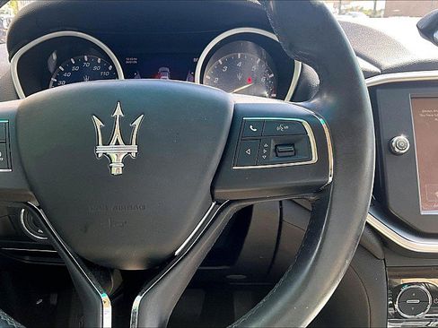 Used 2016 Maserati Ghibli RWD image 17
