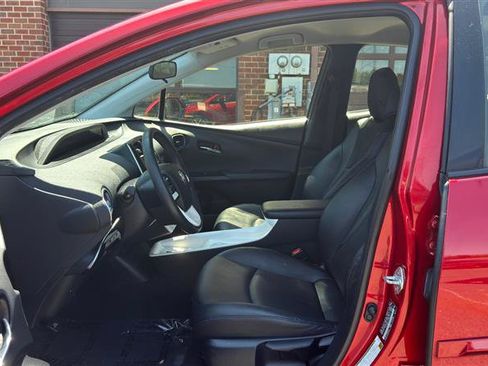 Used 2017 Toyota Prius Three Touring w/ Protection Package FWD image 26