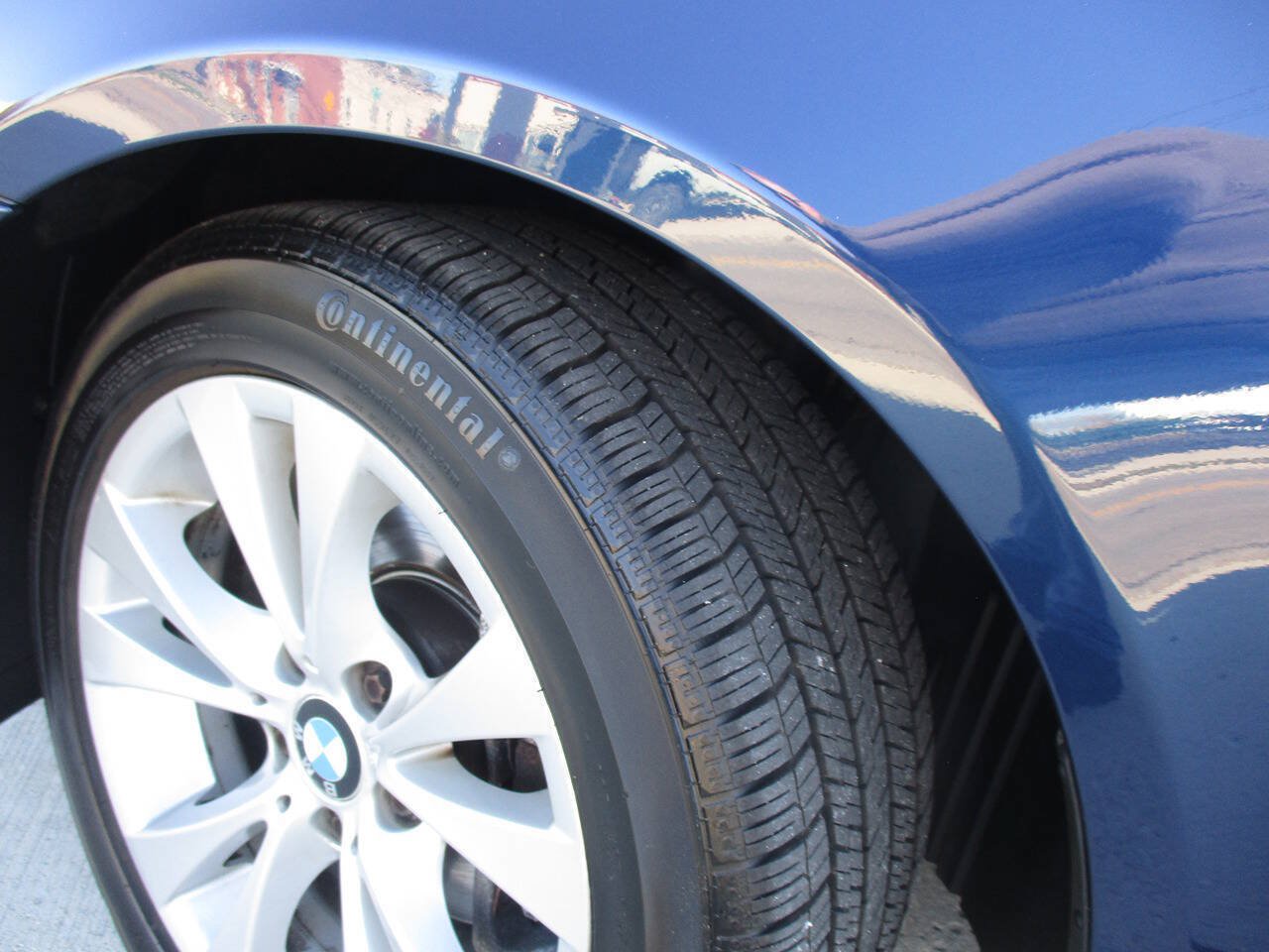 Used 2010 BMW 535i xDrive Sedan AWD/4WD image 98