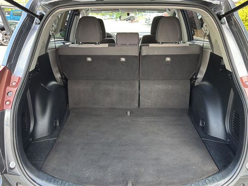 Used 2013 Toyota RAV4 XLE AWD/4WD image 30
