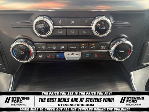 Used 2024 Ford F150 Lariat AWD/4WD image 29