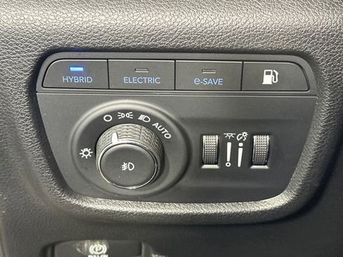 Used 2023 Jeep Grand Cherokee 4xe image 19