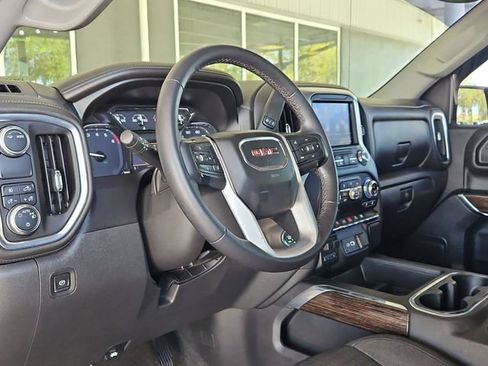 Certified 2021 GMC Sierra 1500 Elevation RWD image 11