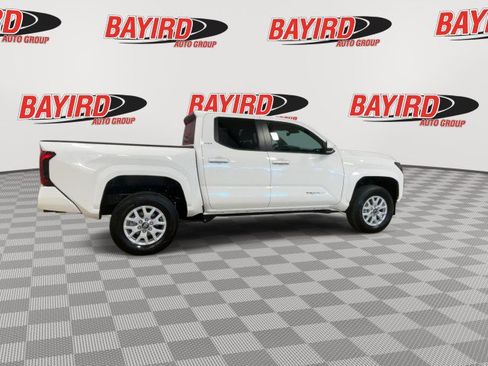 Used 2024 Toyota Tacoma SR5 image 9