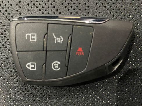 New 2026 Chevrolet Equinox LT w/ Convenience Package II image 10