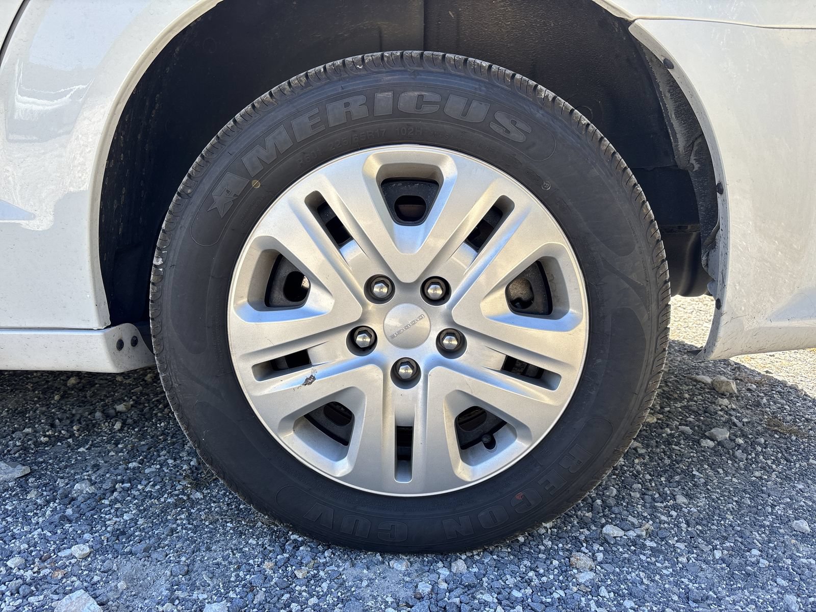 Used 2019 Dodge Grand Caravan SE w/ UConnect Hands-Free Group FWD image 13