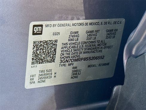 Used 2025 Chevrolet Equinox EV LT w/ LPO, All-Weather Mat Package FWD image 28