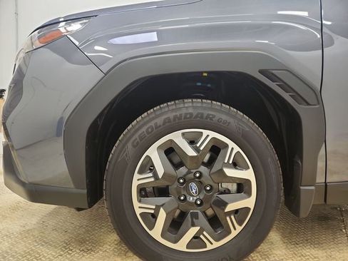 Used 2025 Subaru Forester Premium image 20