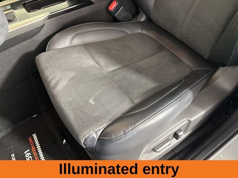 Used 2022 Mitsubishi Eclipse Cross SE image 12