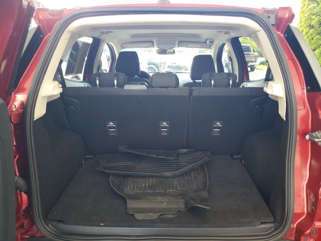 Used 2021 Ford EcoSport SE w/ SE Convenience Package FWD image 11