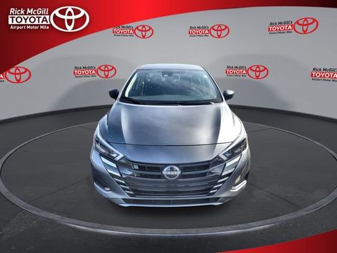 Used 2025 Nissan Versa S w/ Trunk Package FWD image 3