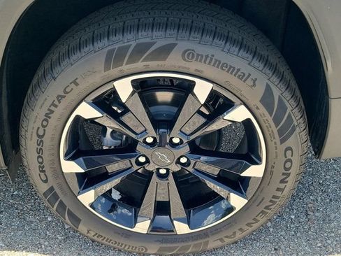 Used 2026 Chevrolet Equinox RS FWD image 11