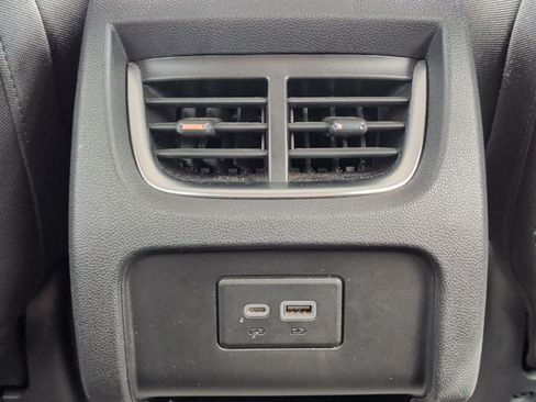 Used 2021 Chevrolet Blazer LT FWD image 25