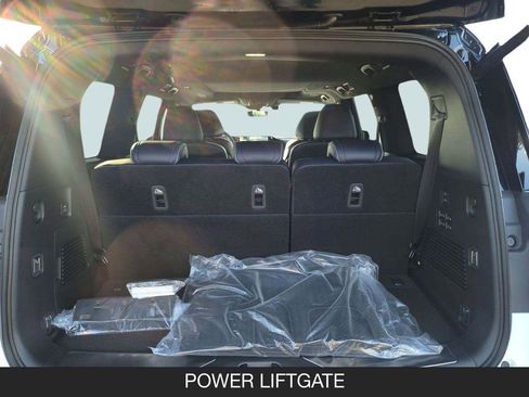 New 2026 INFINITI QX80 4WD w/ Sport Exterior Package image 23
