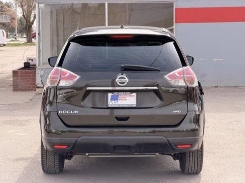 Used 2016 Nissan Rogue S image 5