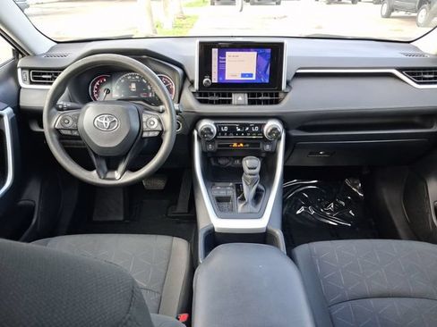 Used 2024 Toyota RAV4 XLE w/ Convenience Package FWD image 7