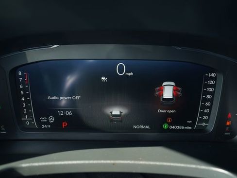 Used 2023 Honda Pilot Elite image 33