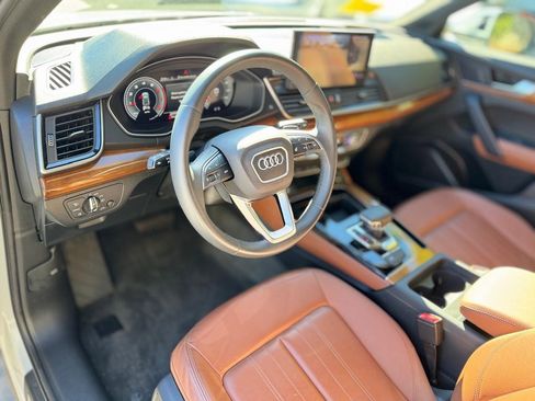 Used 2024 Audi Q5 2.0T Premium Plus w/ Premium Plus Package image 13