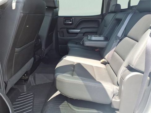 Used 2017 GMC Sierra 1500 SLT w/ All Terrain Package AWD/4WD image 19