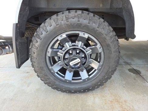 Used 2023 Ford F250 Lariat w/ Lariat Ultimate Package AWD/4WD image 82