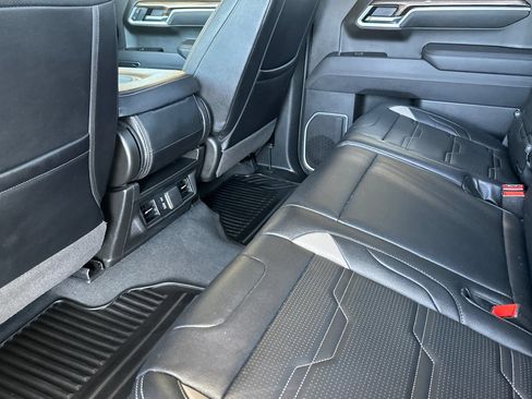 Certified 2025 Chevrolet Silverado 1500 LT AWD/4WD image 13