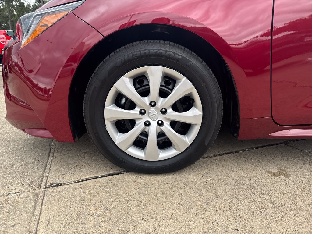 Certified 2026 Toyota Corolla LE FWD image 30