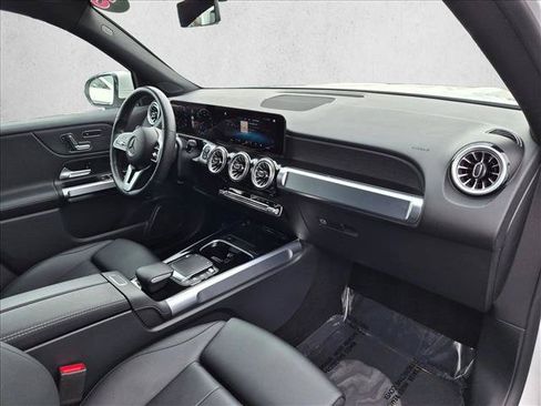 Certified 2023 Mercedes-Benz GLB 250 4MATIC image 23