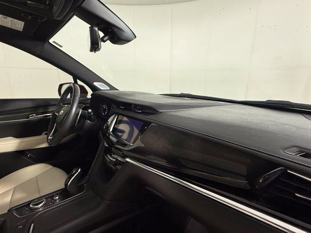 Used 2020 Cadillac XT6 Sport AWD/4WD image 33