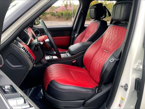 Used 2021 Land Rover Range Rover SV Autobiography Dynamic image 10