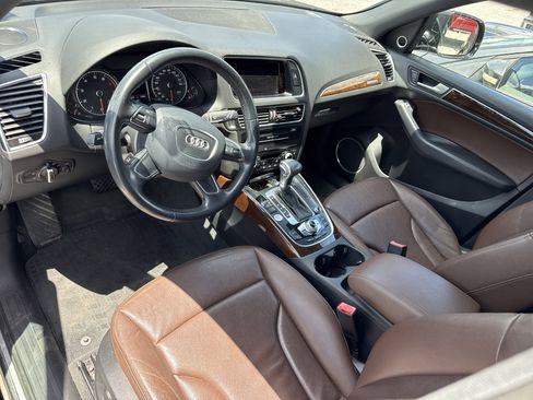 Used 2015 Audi Q5 2.0T Premium Plus w/ Technology Package AWD/4WD image 6