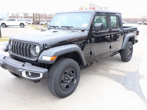 New 2026 Jeep Gladiator Sport image 9