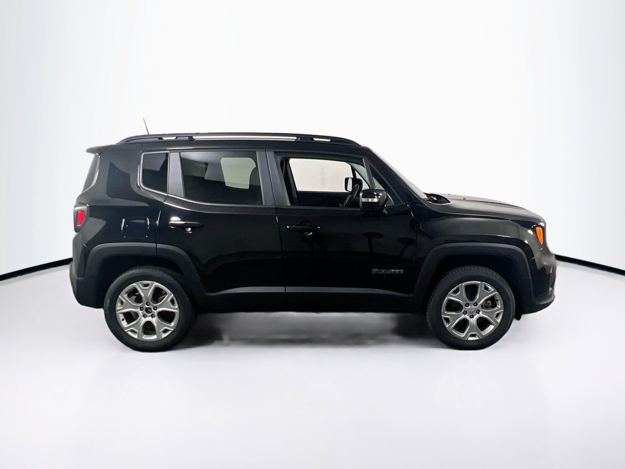 Used 2023 Jeep Renegade Limited AWD/4WD image 4