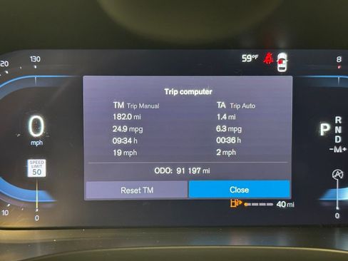 Used 2023 Volvo XC60 B5 Plus image 33