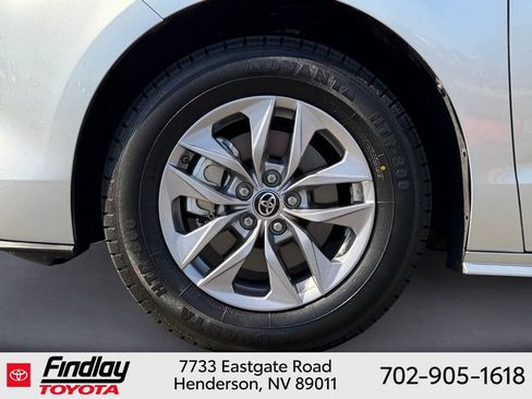 Certified 2025 Toyota Sienna LE FWD image 12