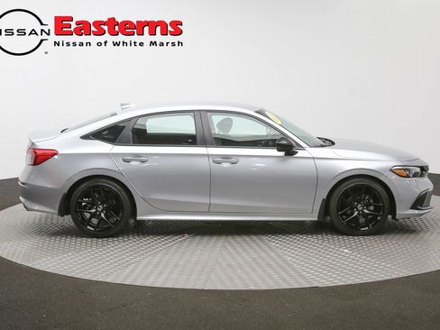 Used 2024 Honda Civic Sport image 4