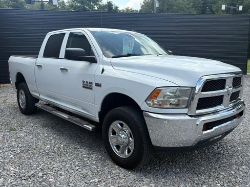 Used 2015 RAM 2500 SLT AWD/4WD image 3