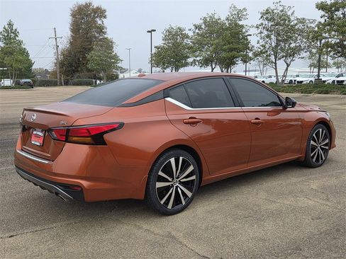 Used 2022 Nissan Altima 2.5 SR image 4