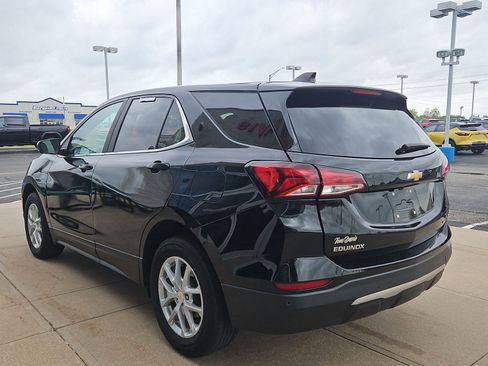 Used 2024 Chevrolet Equinox LT AWD/4WD image 3