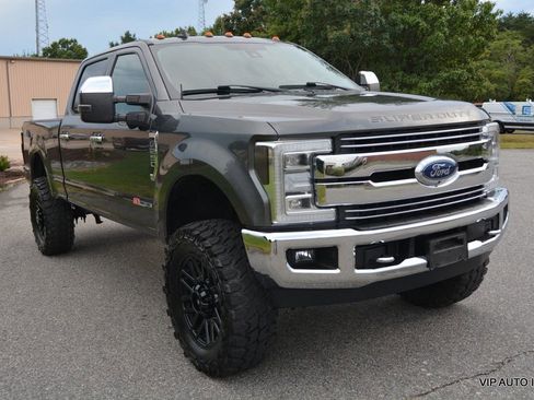 Used 2019 Ford F250 Lariat w/ Lariat Ultimate Package image 1