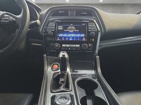 Used 2021 Nissan Maxima Platinum w/ Sport Mat Group image 3
