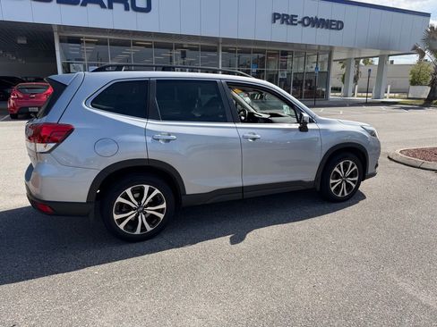 Used 2023 Subaru Forester Limited image 3